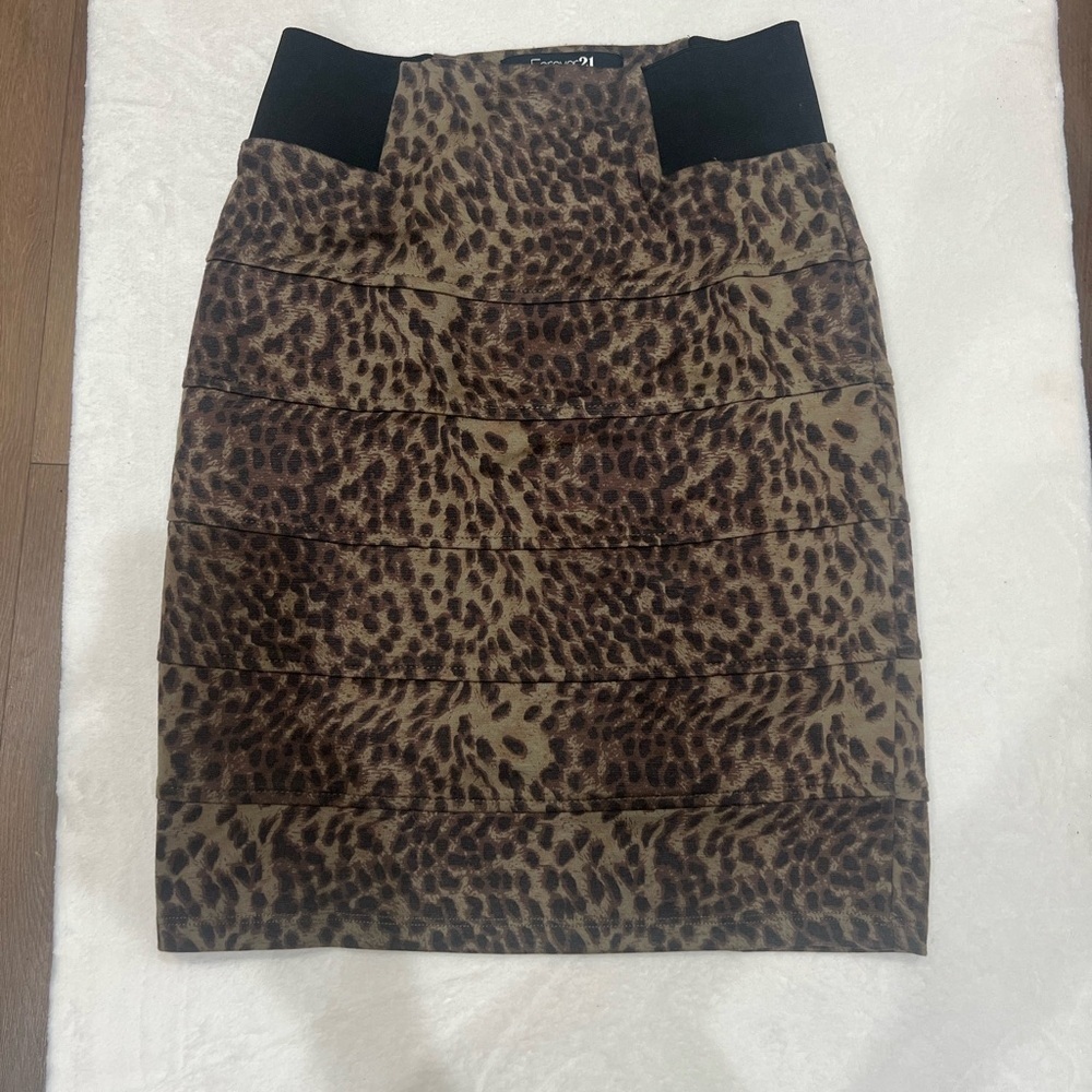 Forever 21 Leopard Skirt